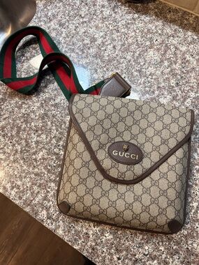 Gucci Beige GG Supreme Messenger with Brown Trim and Green-Red Web Strap